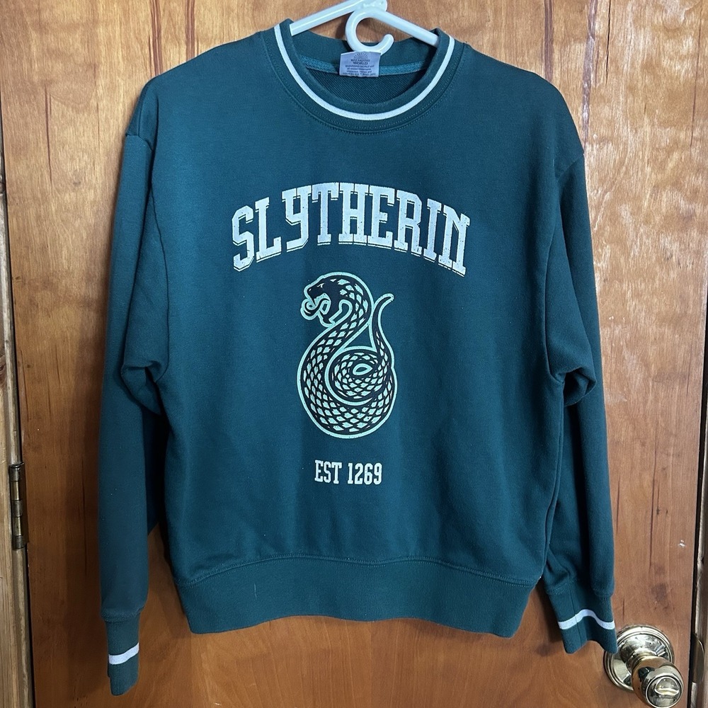 [Universal Studios Japan] Harry Potter ‎ Slytherin  Sweatshirt Size: Small RARE